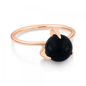 bague or rose 18 carats et onyx noir<br>by Ginette NY