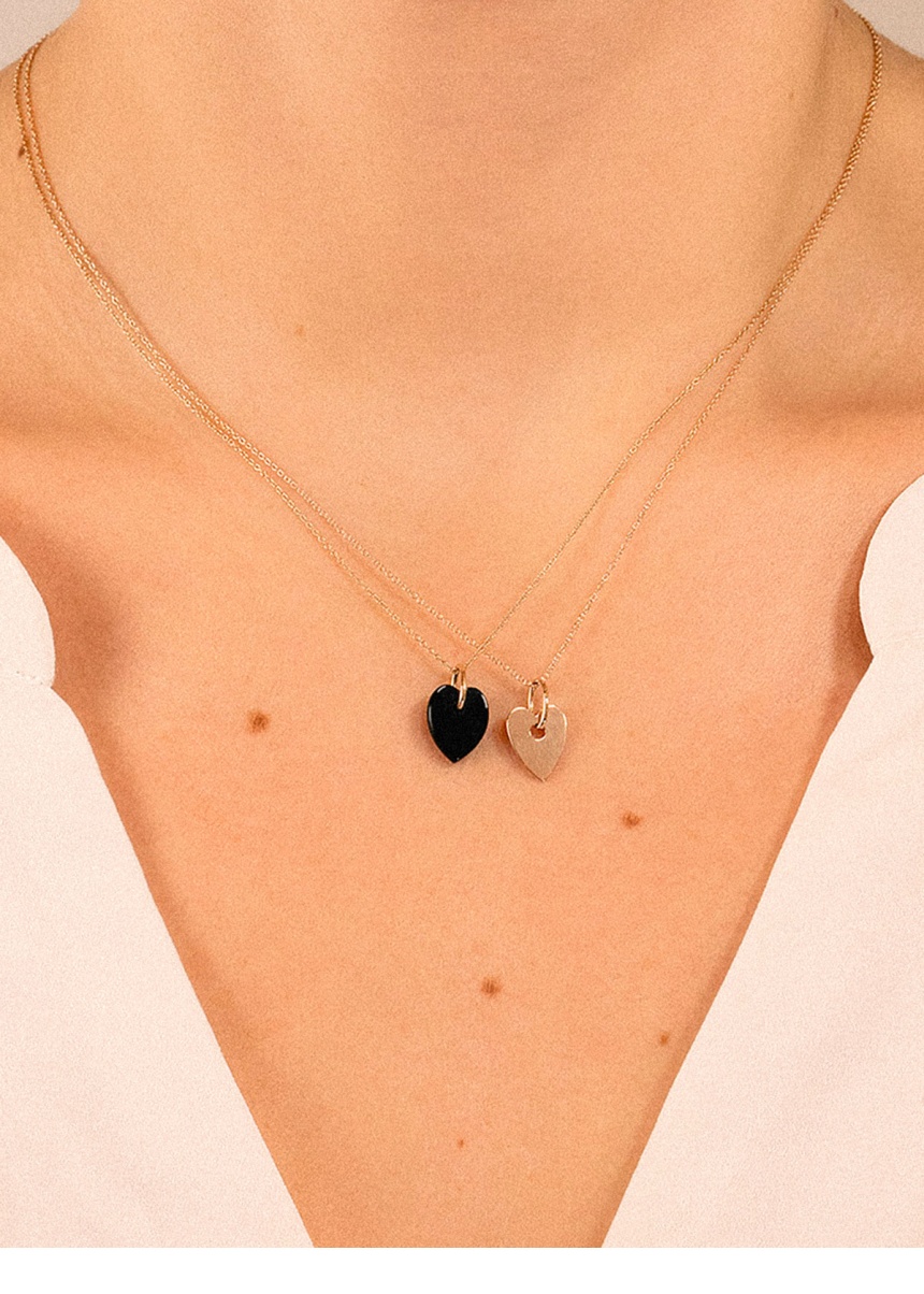 angèle mini onyx heart on chain