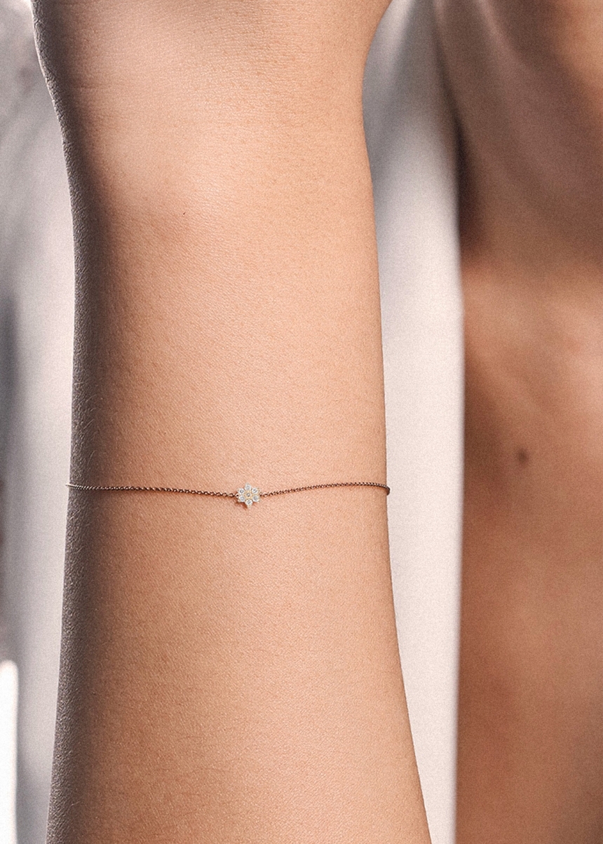 mini diamond star bracelet