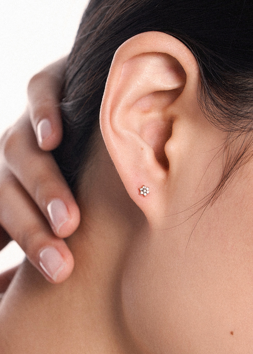 solo mini diamond star stud