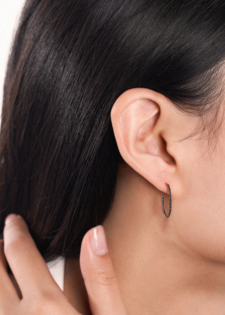 solo ellipse black diamond hoop