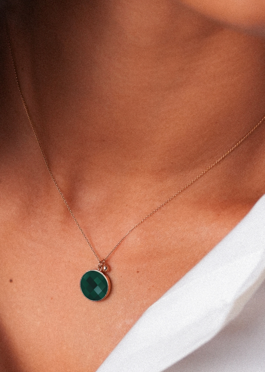 pixie ever green agate disc on chain