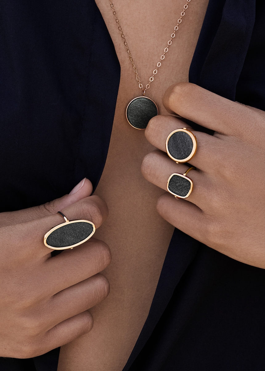 golden obsidian antique ring