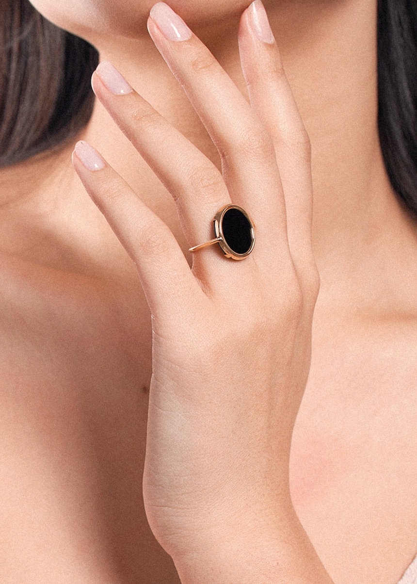 black onyx disc ring