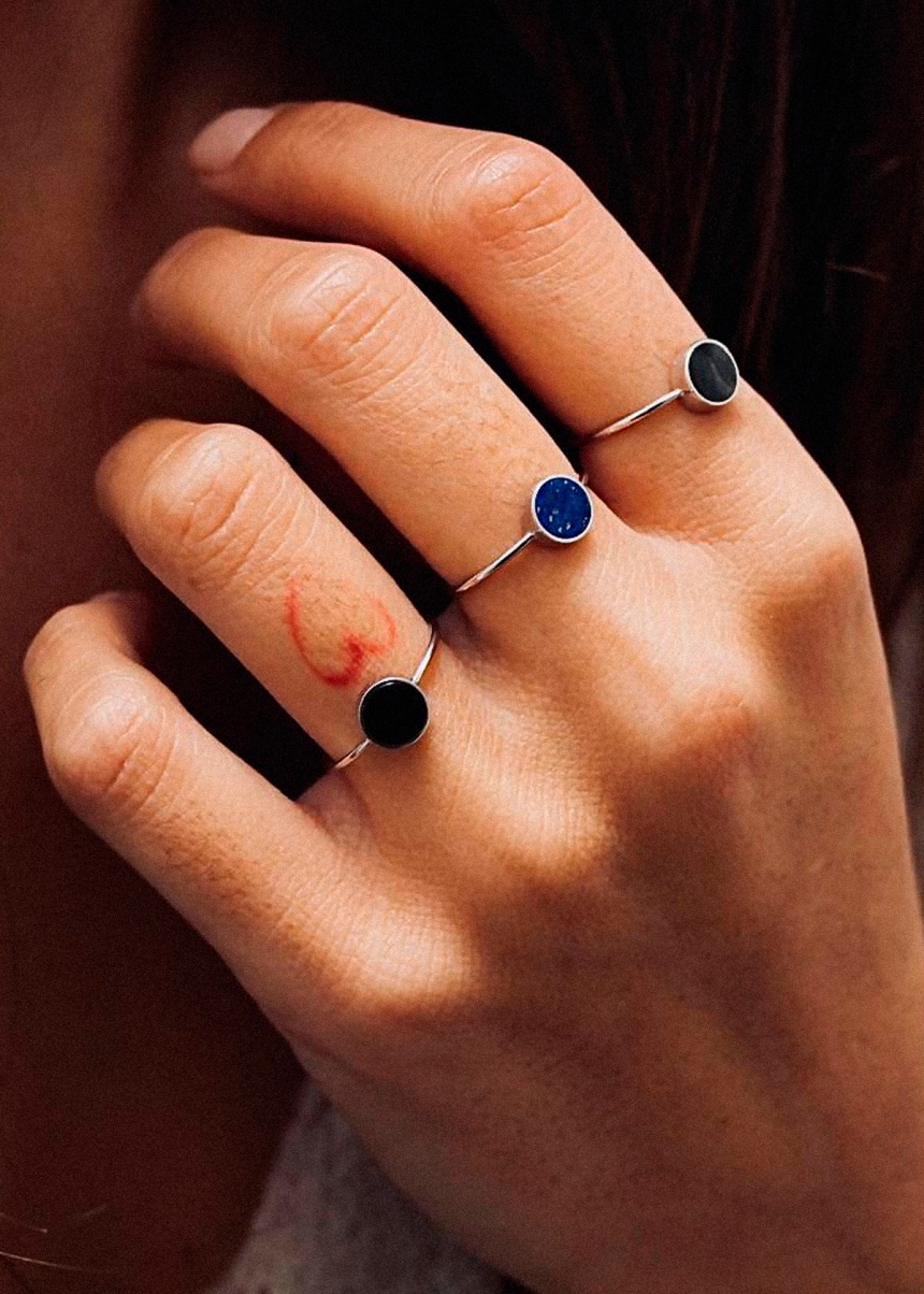 mini ever lapis white gold disc ring