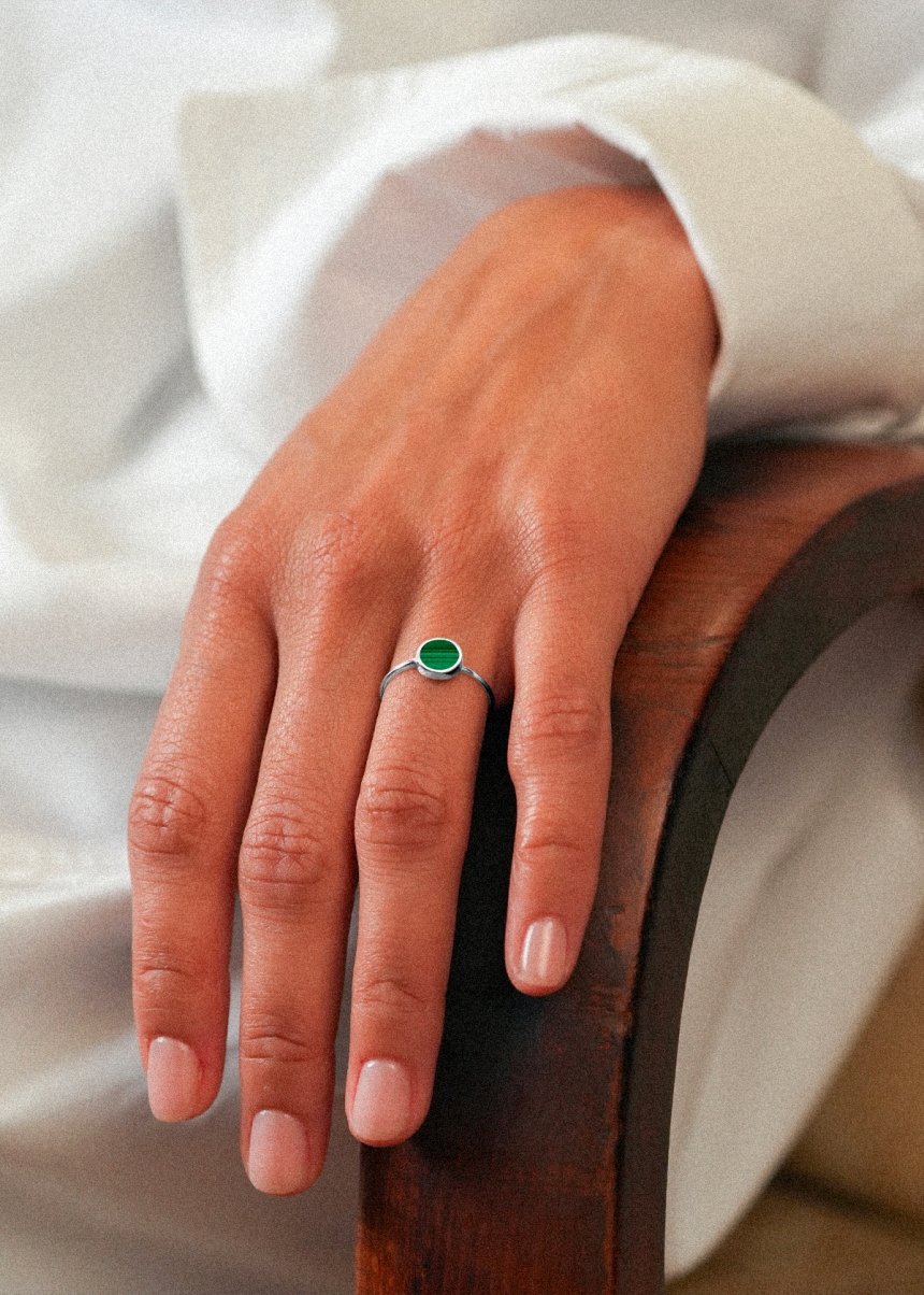 mini ever malachite white gold disc ring